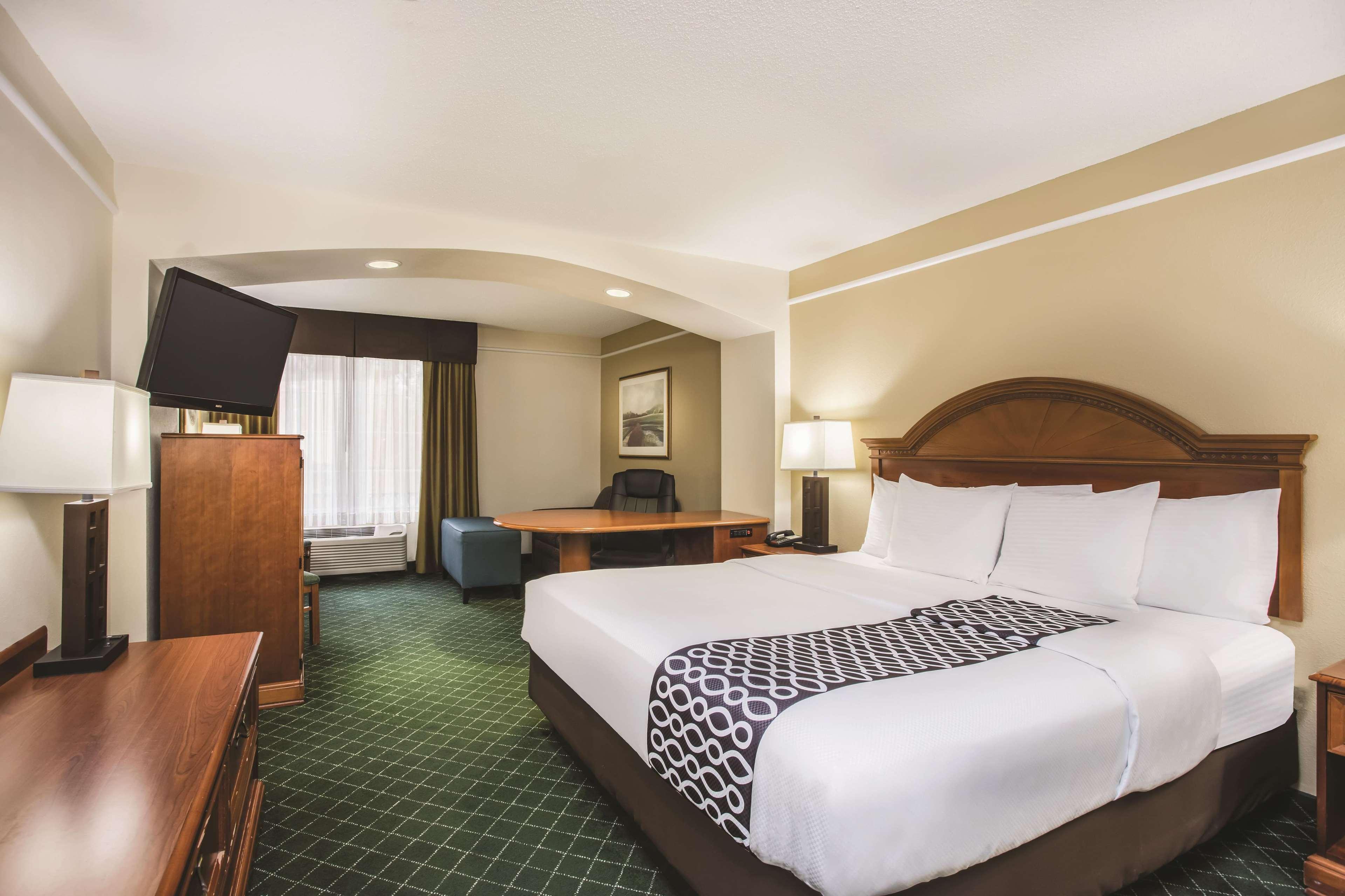 La Quinta By Wyndham Atlanta Hotel 3*
