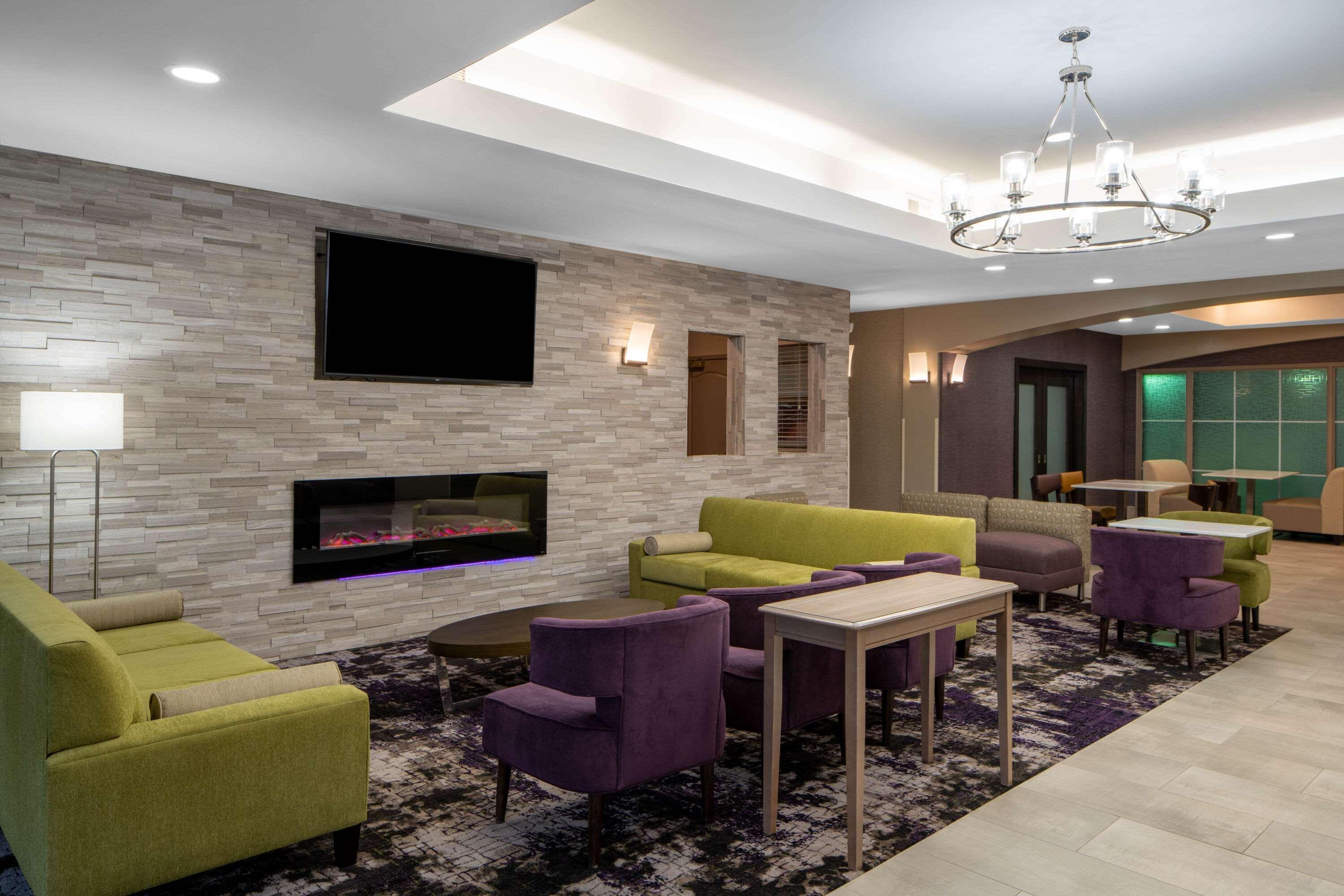 La Quinta By Wyndham Atlanta Hotel Stockbridge